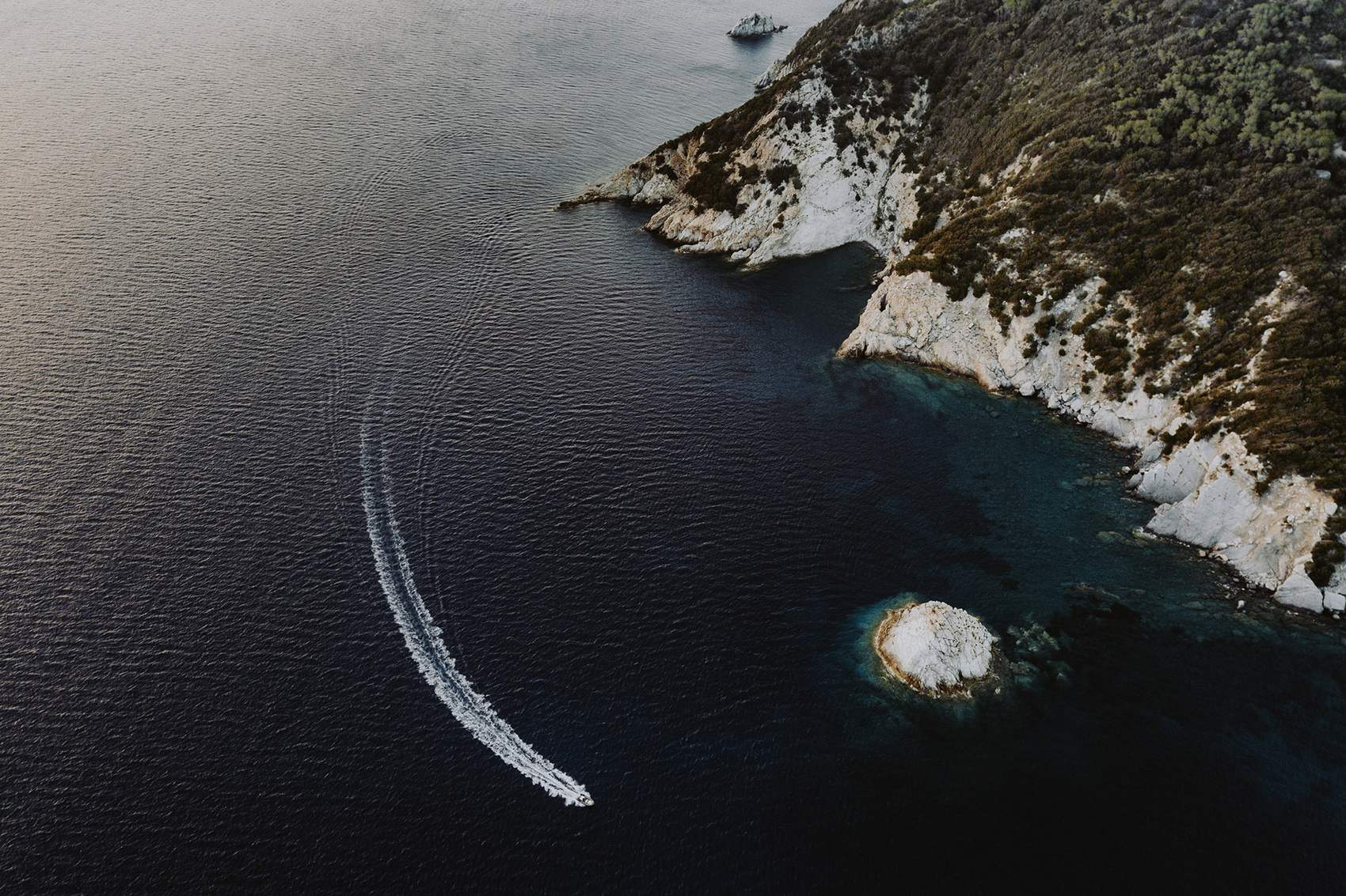 Almyra II — photo 16