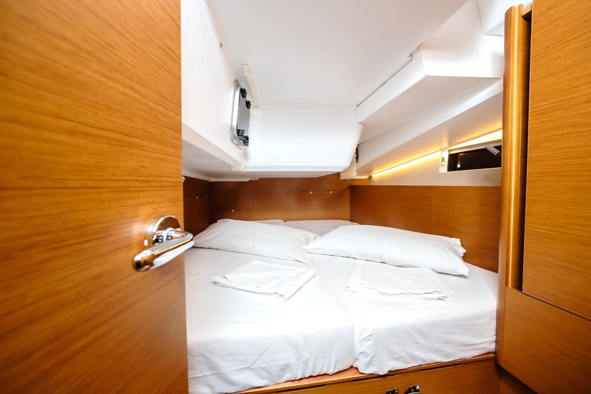 Jeanneau Sun Odyssey 490 — photo 6