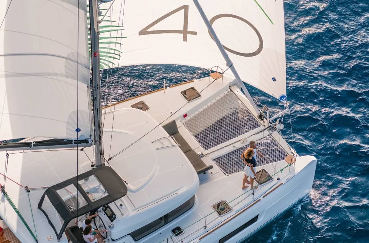 Lagoon 40 — Lagoon 40